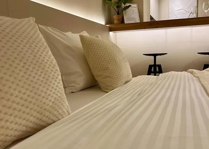 Ivory Glow - Location